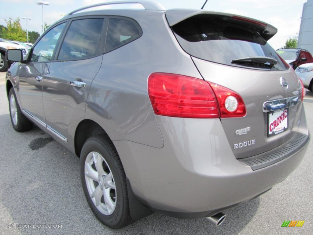 2011 Rogue SV - Platinum Graphite / Black photo #3