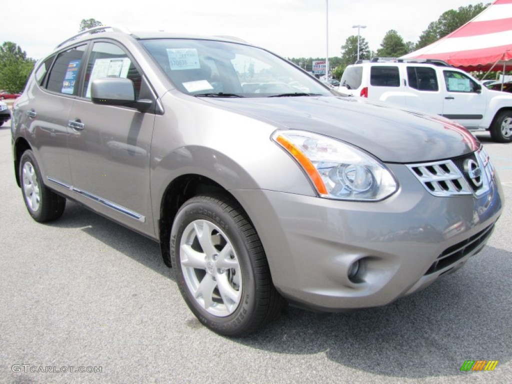 2011 Rogue SV - Platinum Graphite / Black photo #7