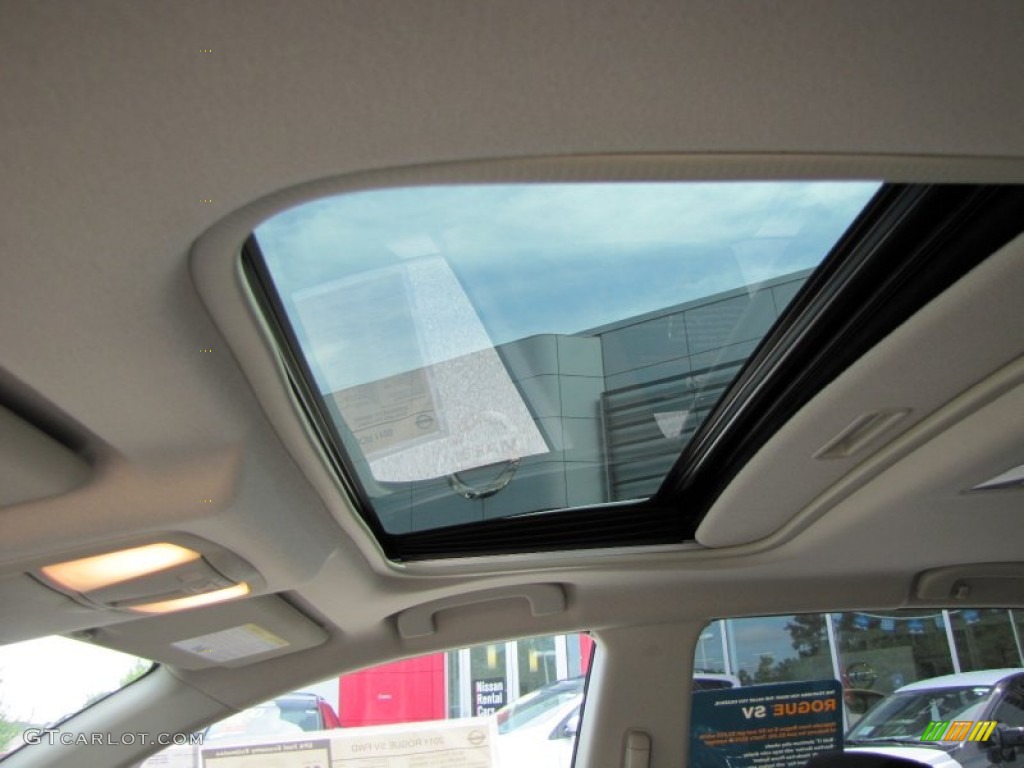 2011 Rogue SV - Platinum Graphite / Black photo #10