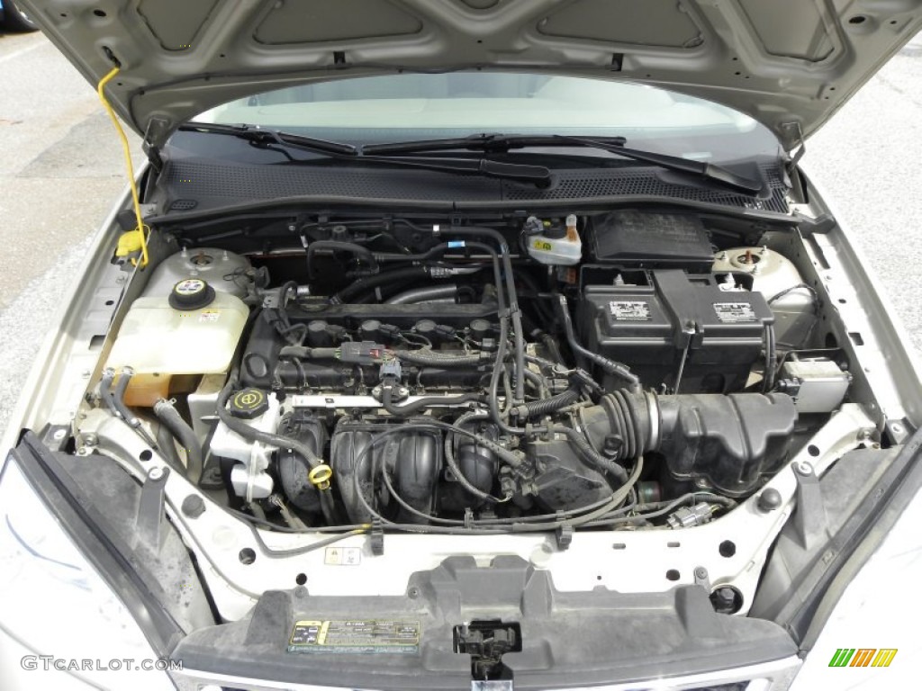 2006 Ford Focus ZXW SE Wagon 2.0L DOHC 16V Inline 4 Cylinder Engine Photo #50949843
