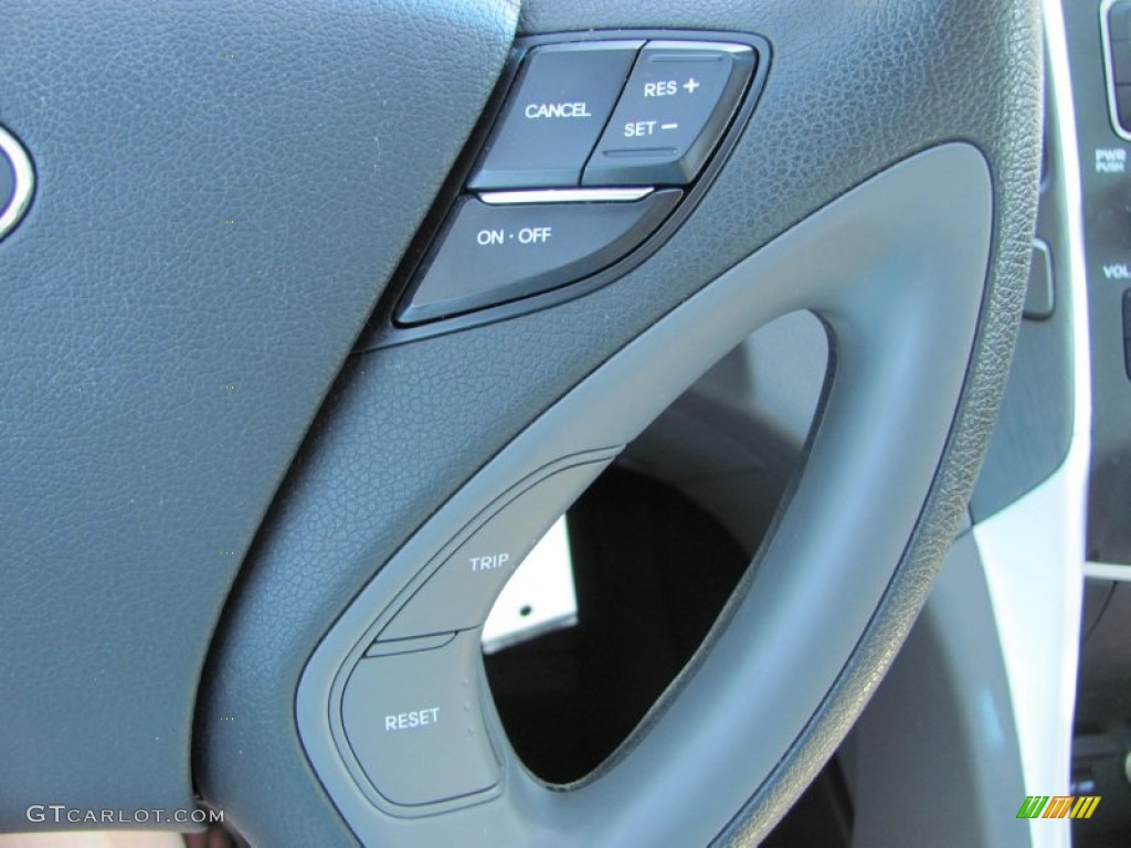 2011 Hyundai Sonata GLS Controls Photo #50951757