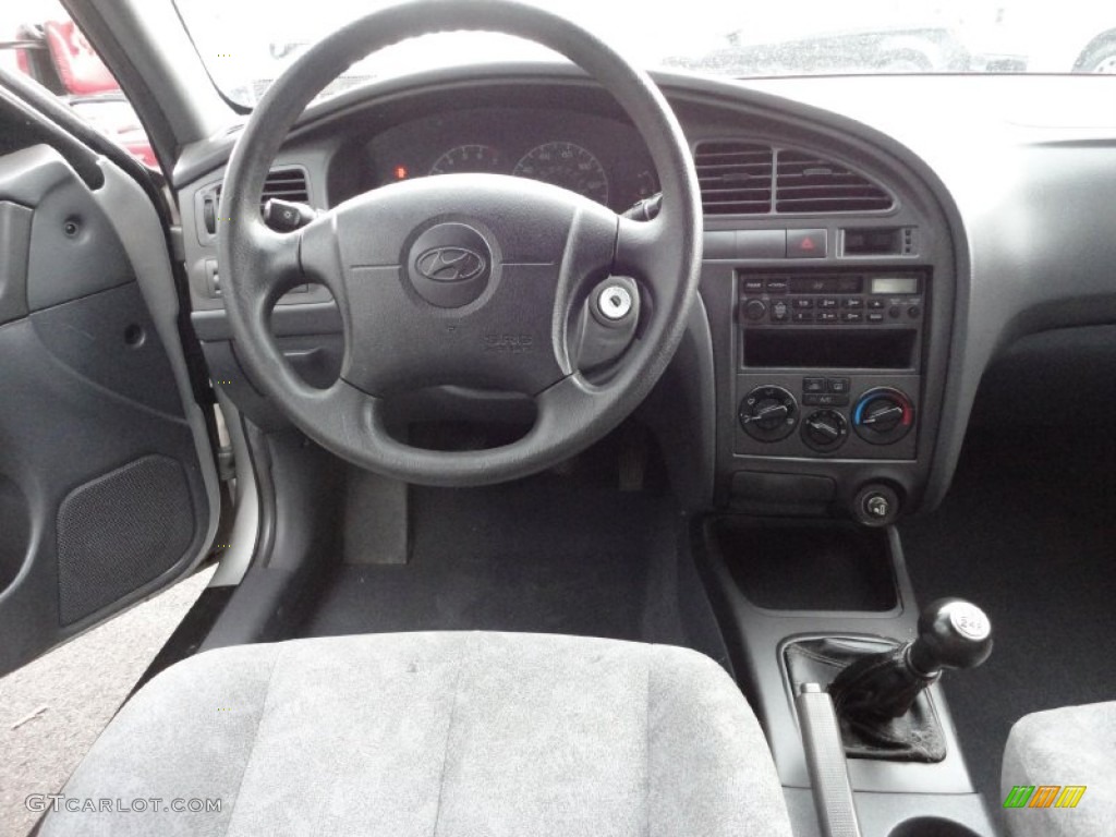 2002 Elantra GLS Sedan - Silver Pewter / Gray photo #7