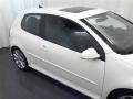Candy White - R32  Photo No. 19