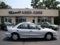 2002 Ultra Silver Metallic Pontiac Sunfire SE Sedan  photo #1