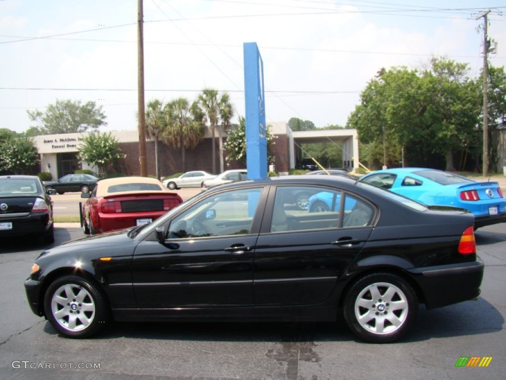 2002 3 Series 325i Sedan - Jet Black / Sand photo #5