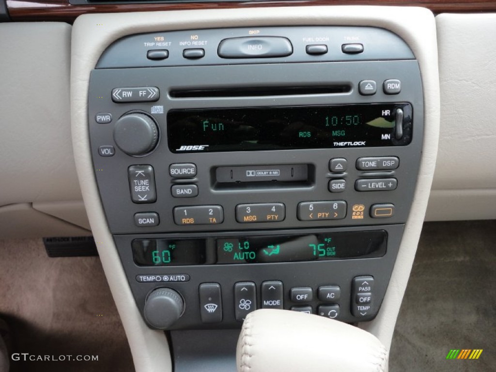 2001 Cadillac Eldorado ESC Controls Photo #50958021