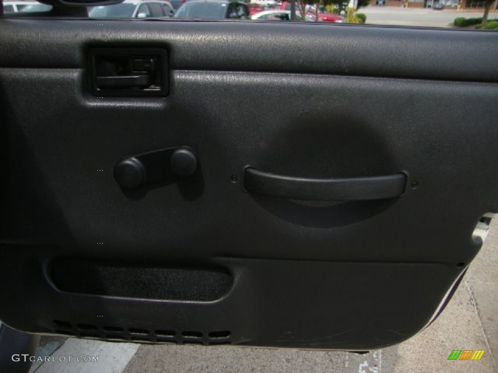 2004 Wrangler Sport 4x4 Right Hand Drive - Stone White / Dark Slate Gray photo #21