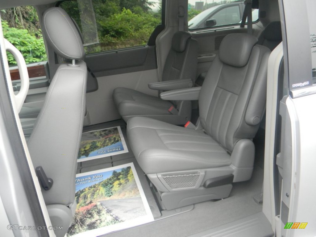 Medium Slate Gray/Light Shale Interior 2009 Chrysler Town & Country Touring Photo #50959548