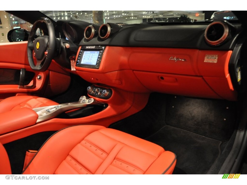 2010 Ferrari California Standard California Model Rosso Dashboard Photo #50961378