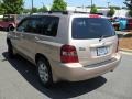 2005 Sonora Gold Pearl Toyota Highlander V6 4WD  photo #2