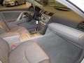 Super White - Camry SE Photo No. 23