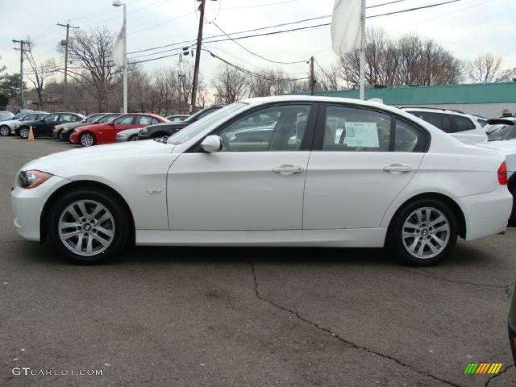 2007 3 Series 328xi Sedan - Alpine White / Beige photo #5