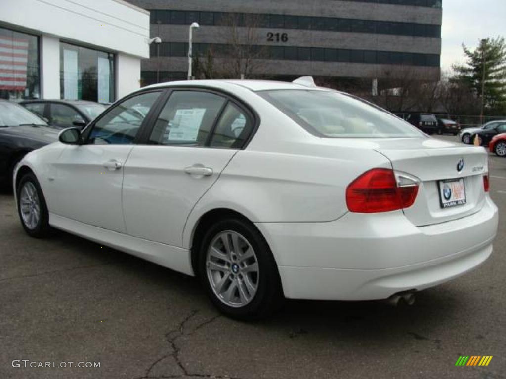 2007 3 Series 328xi Sedan - Alpine White / Beige photo #6