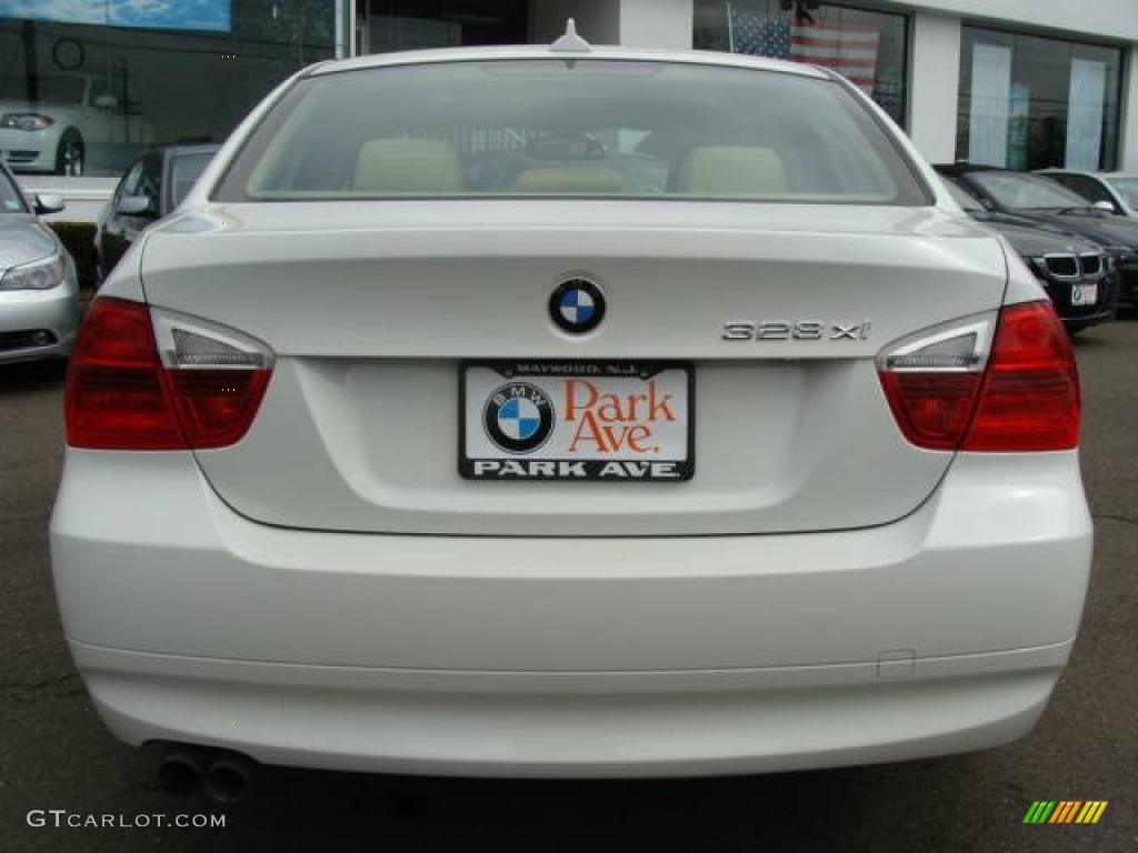 2007 3 Series 328xi Sedan - Alpine White / Beige photo #7