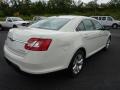 White Suede - Taurus SEL AWD Photo No. 2