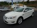 White Suede - Taurus SEL AWD Photo No. 5