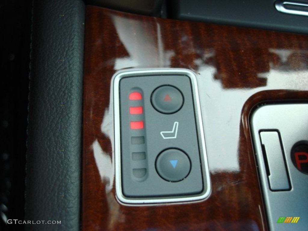 2010 Acura RL Technology Controls Photo #50967363