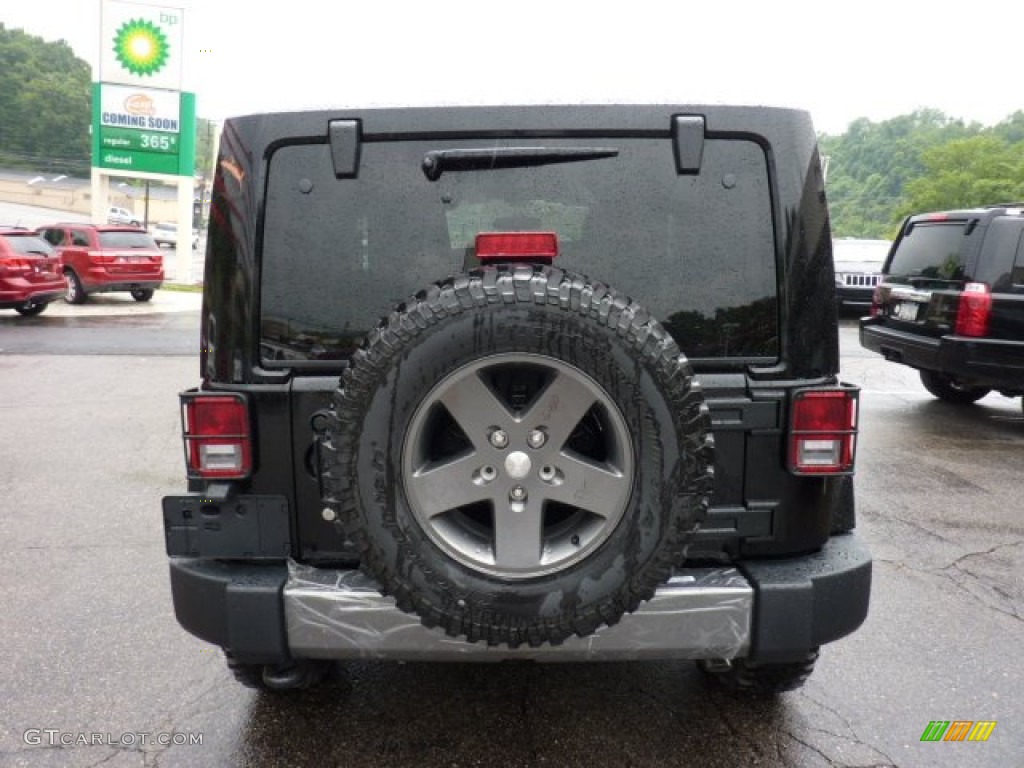 2011 Wrangler Mojave 4x4 - Black / Black/Dark Saddle photo #4