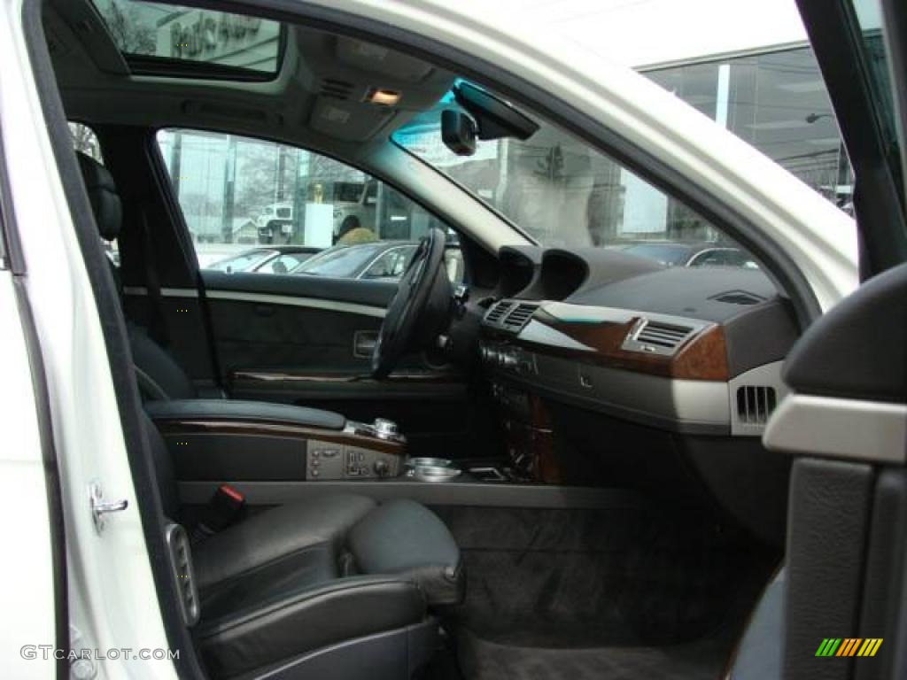 2007 7 Series 750i Sedan - Alpine White / Black photo #22