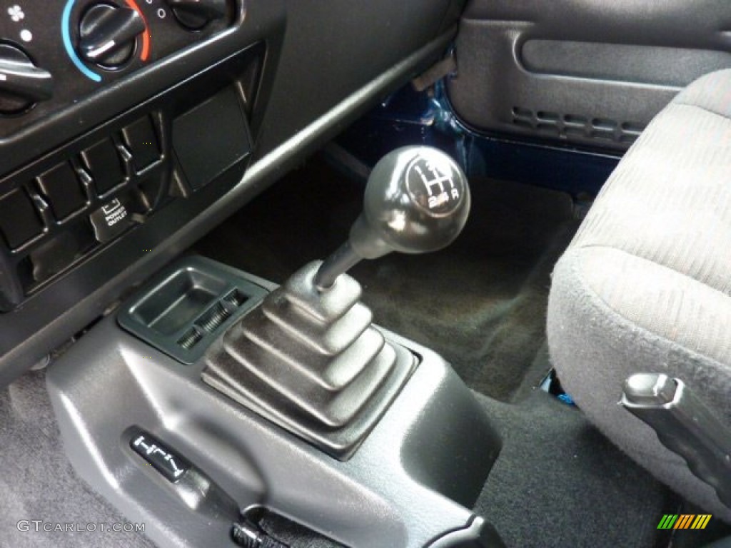 2004 Wrangler Sport 4x4 - Patriot Blue Pearl / Dark Slate Gray photo #12