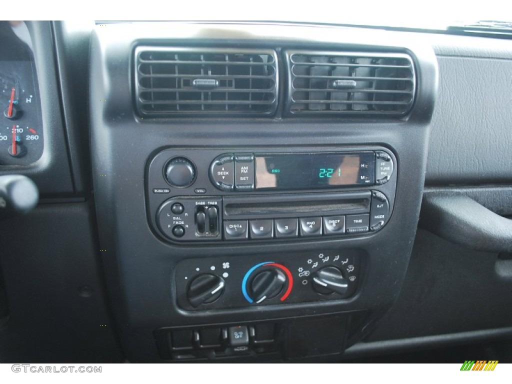 2004 Wrangler Sport 4x4 - Patriot Blue Pearl / Khaki photo #24
