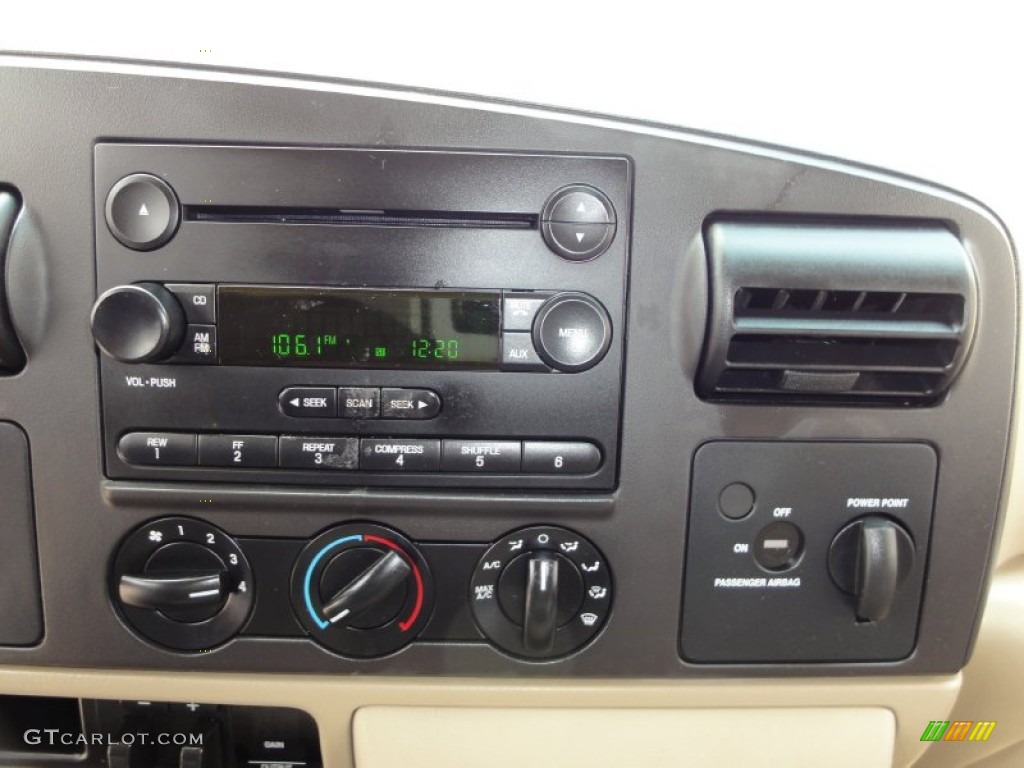 2005 Ford F250 Super Duty XLT SuperCab 4x4 Controls Photo #50974956