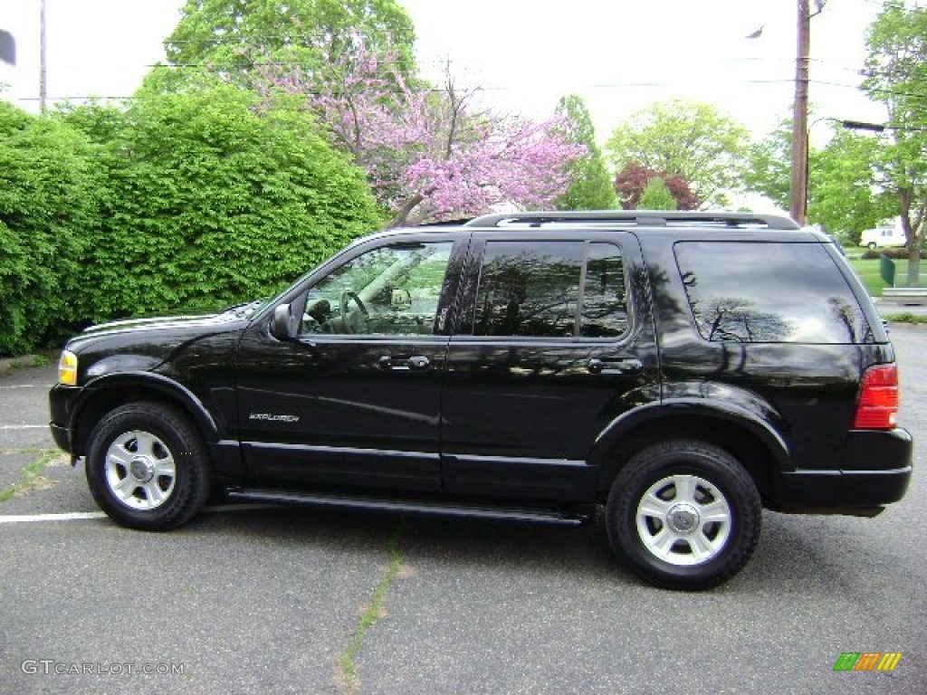 2002 Explorer Limited 4x4 - Black Clearcoat / Medium Parchment photo #8