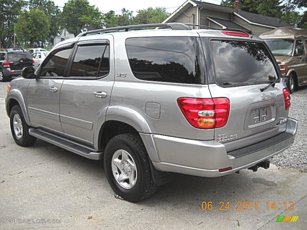 2002 Sequoia SR5 4WD - Silver Sky Metallic / Charcoal photo #5