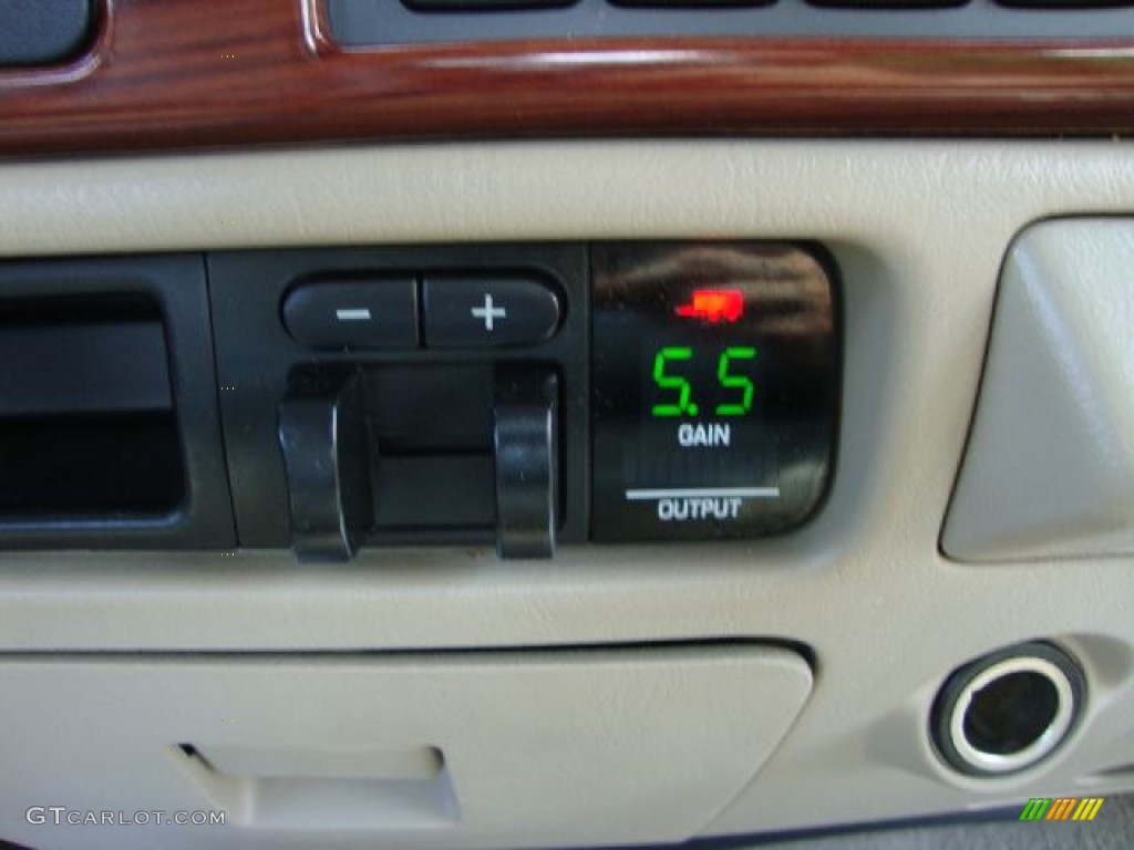 2006 F350 Super Duty Lariat Crew Cab 4x4 - Medium Wedgewood Blue Metallic / Tan photo #27