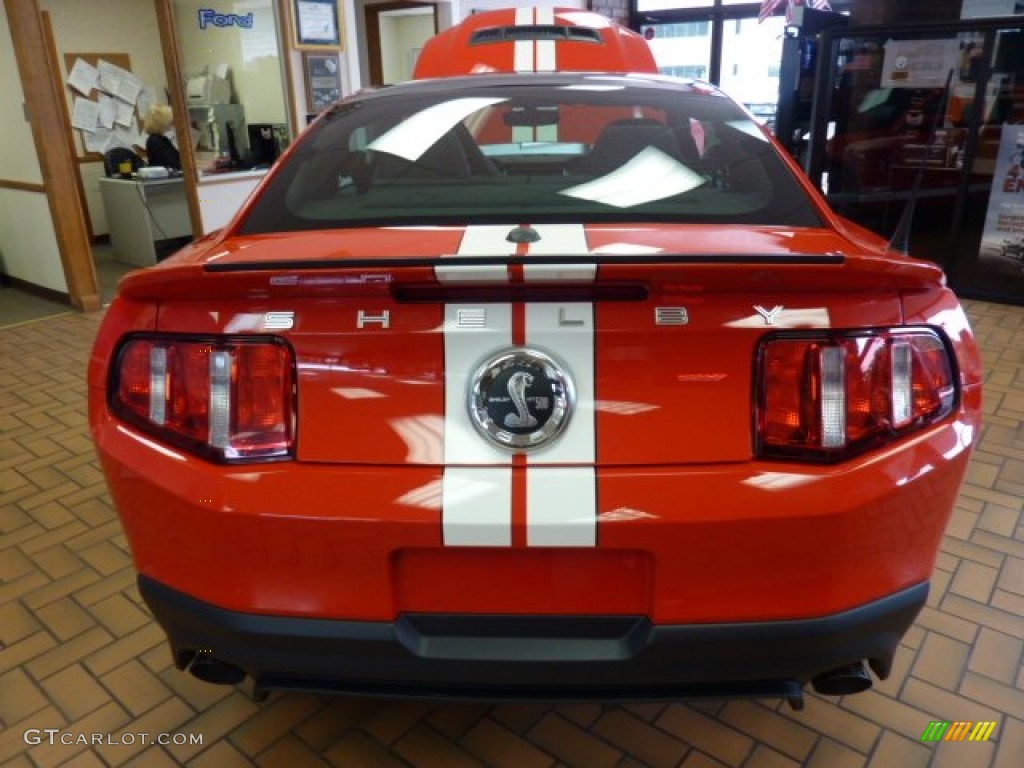 2012 Mustang Shelby GT500 SVT Performance Package Coupe - Race Red / Charcoal Black/White Recaro Sport Seats photo #3