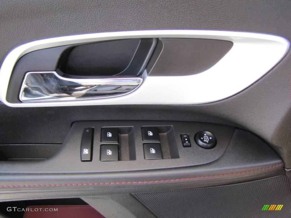 2010 Chevrolet Equinox LT AWD Controls Photo #50982045