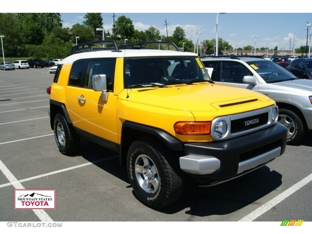 2008 FJ Cruiser 4WD - Sun Fusion Yellow / Dark Charcoal photo #1