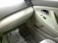 Super White - Camry LE Photo No. 11