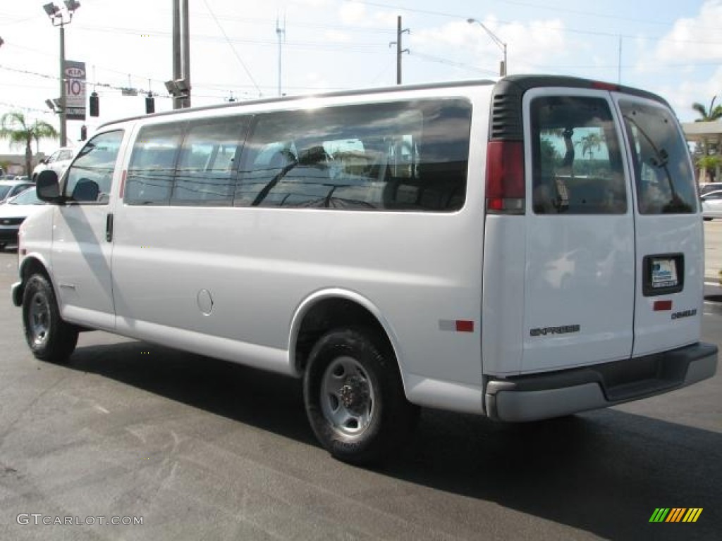 2001 Express 3500 LS Extended Passenger Van - White / Medium Gray photo #6