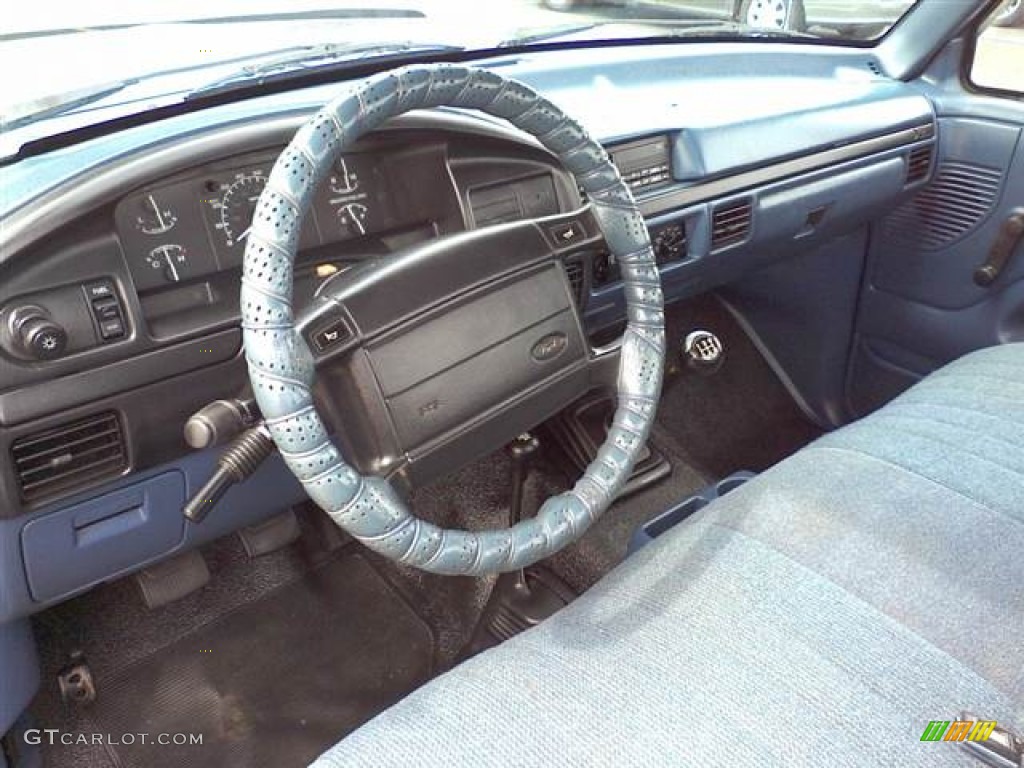 1996 F150 XLT Regular Cab - Portofino Metallic / Royal Blue photo #5