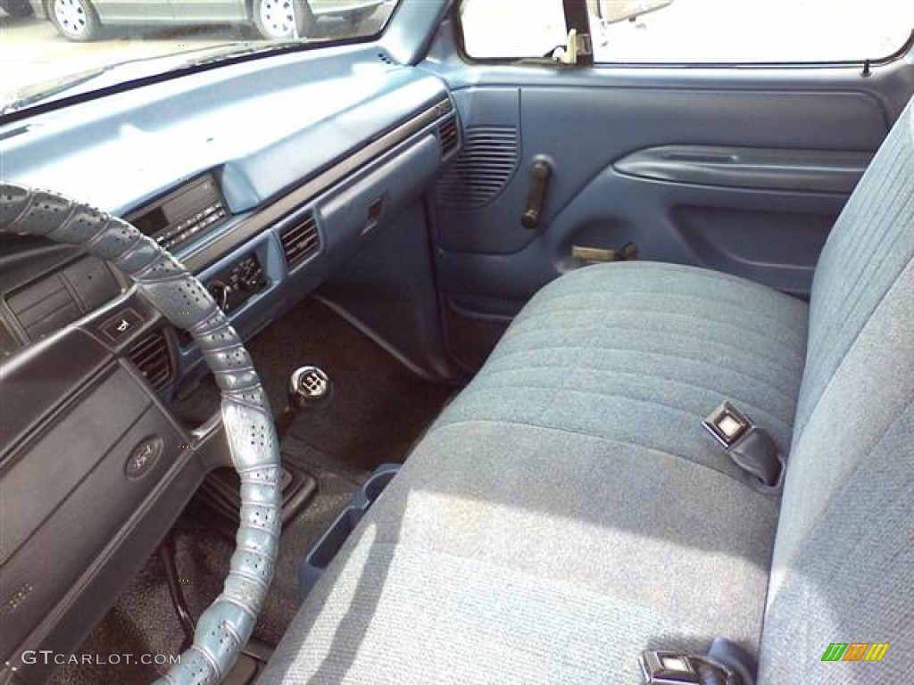 1996 F150 XLT Regular Cab - Portofino Metallic / Royal Blue photo #13