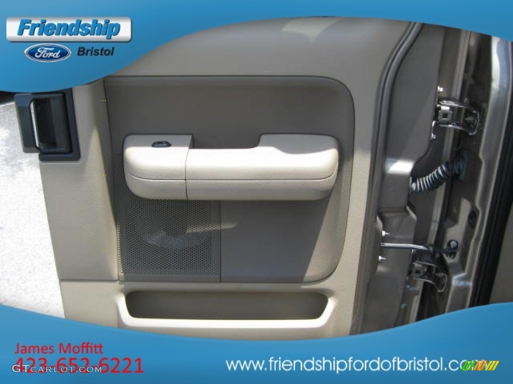 2004 F150 XLT SuperCab 4x4 - Arizona Beige Metallic / Medium/Dark Flint photo #25