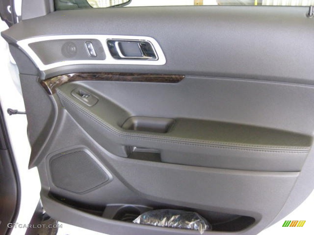 2011 Explorer Limited 4WD - White Platinum Tri-Coat / Charcoal Black photo #21