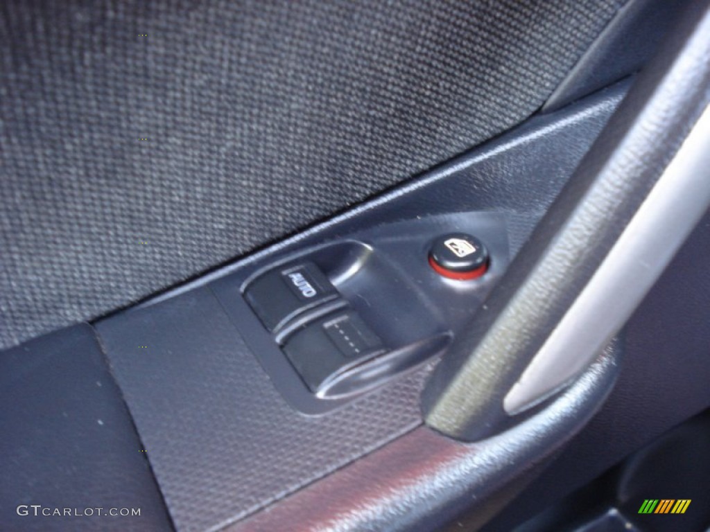 2002 Honda Civic Si Hatchback Controls Photo #50988126