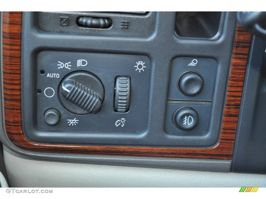 2003 Cadillac Escalade EXT AWD Controls Photo #50990990