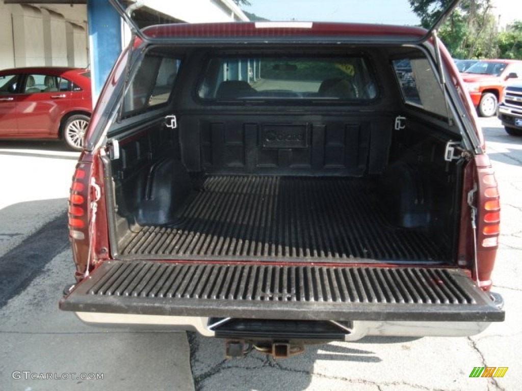 1998 C/K C1500 Extended Cab - Dark Carmine Red Metallic / Gray photo #13