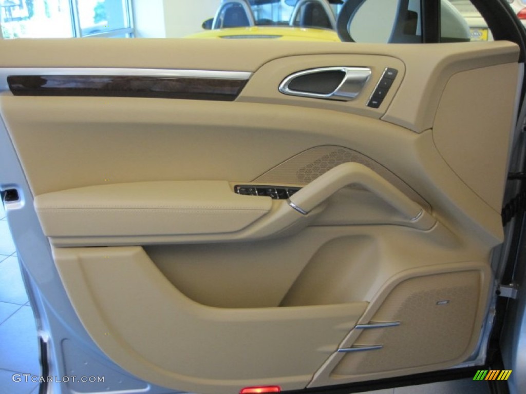 2011 Porsche Cayenne S Hybrid Luxor Beige Door Panel Photo #50993225
