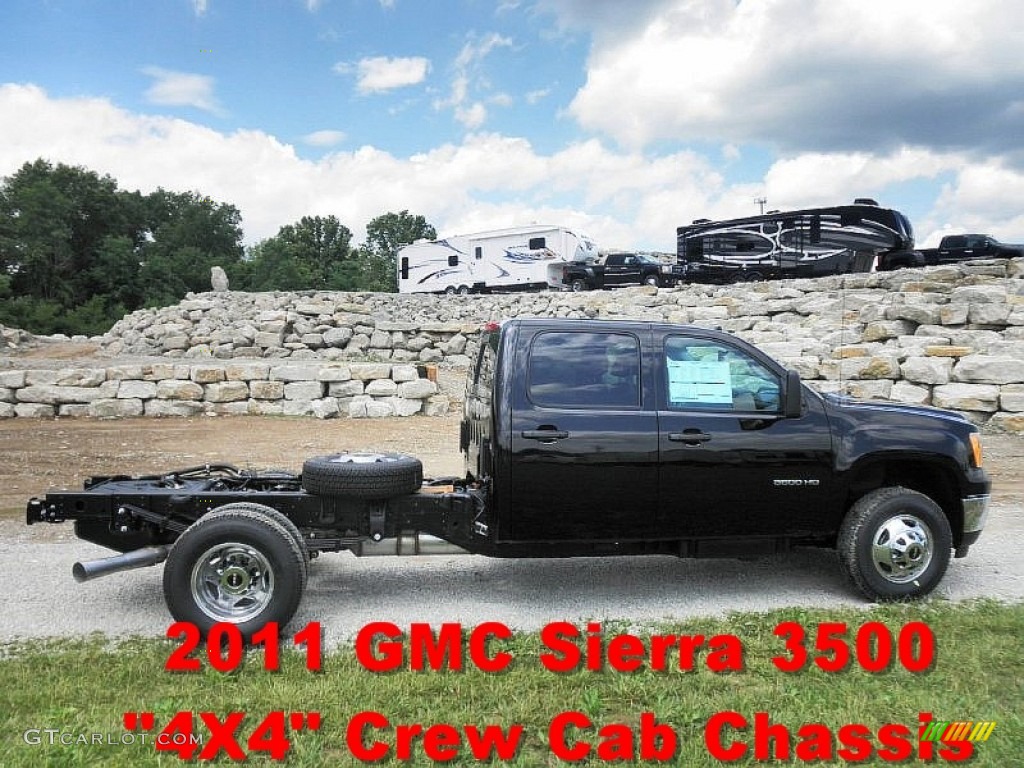 2011 Sierra 3500HD SLE Crew Cab 4x4 Chassis - Onyx Black / Ebony photo #1