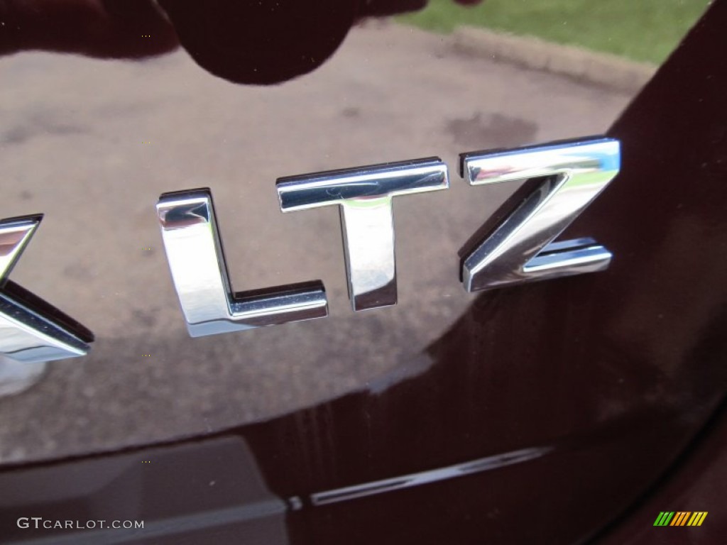2011 Chevrolet Equinox LTZ AWD Marks and Logos Photo #51000058