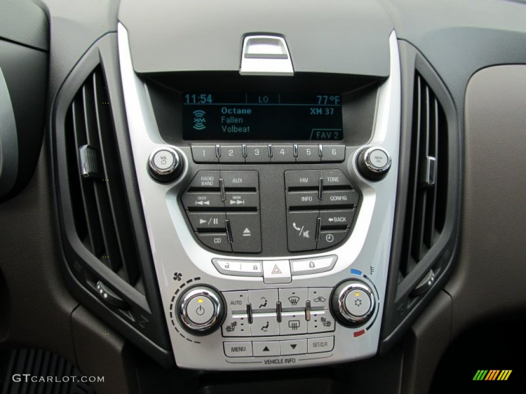 2011 Chevrolet Equinox LTZ AWD Controls Photo #51000175
