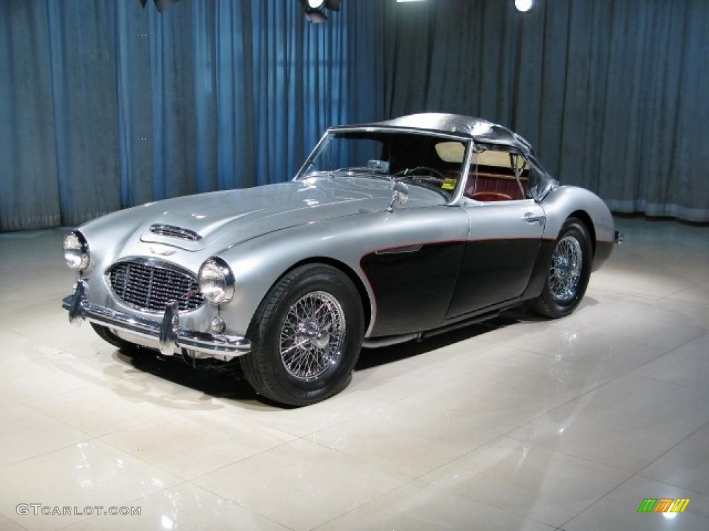 Silver 1957 Austin-Healey 100-6 Convertible Exterior Photo #51000331
