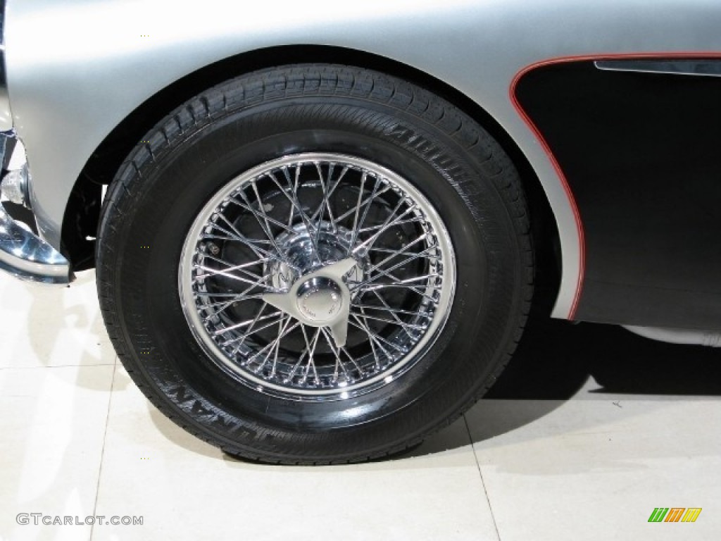 1957 Austin-Healey 100-6 Convertible Wheel Photos