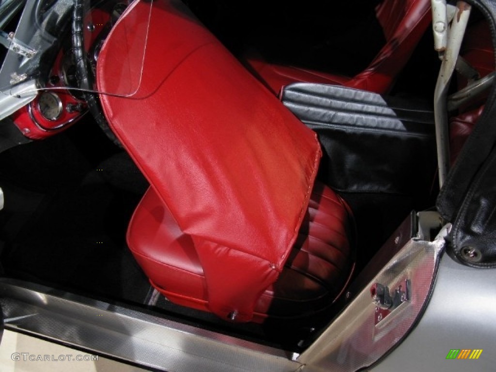 1957 Austin-Healey 100-6 Convertible Interior Color Photos
