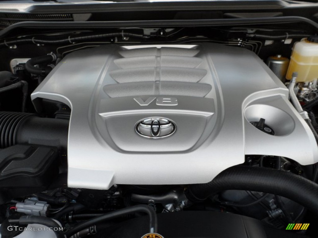 2011 Toyota Land Cruiser Standard Land Cruiser Model Engine Photos