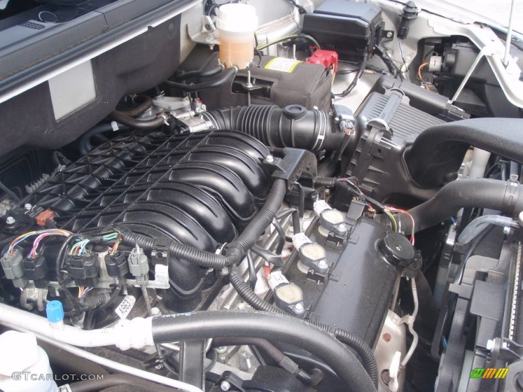 2010 Mitsubishi Endeavor LS AWD Engine Photos